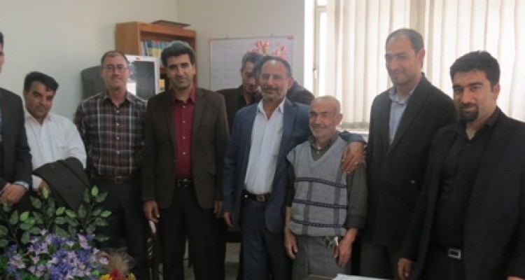 مراسم تجلیل ازکارمند بازنشسته اداره فرهنگ وارشاداسلامی