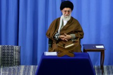 هرحنجره‌ای که درجهت اختلاف مسلمانان حرف بزند بلندگوی دشمن است