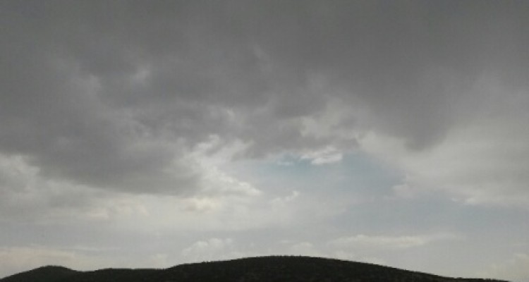 بارش‌های پراکنده تابستانی در اسلام آبادغرب/ هشدار هواشناسی برای استان‌های غربی