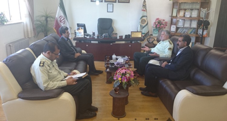 تقدیر و تشکر اداره فرهنگ و ارشاد اسلام آبادغرب از ستاد فرماندهی انتظامی شهرستان 