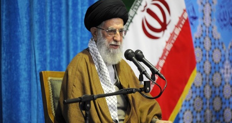 چنان اقتداری ایجاد کنید که دشمن جرأت خیال تعرض را هم نداشته باشد/ دشمن به‌دنبال تسلیم نظام اسلامی است با کوتاه آمدن، دشمنی‌ها برطرف نمی‌شود