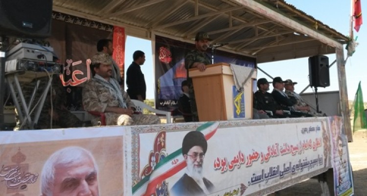  دشمن به دنبال تغییر هویت جامعه است /دشمن  توان مقابله رودر رو  با ایران ندارد