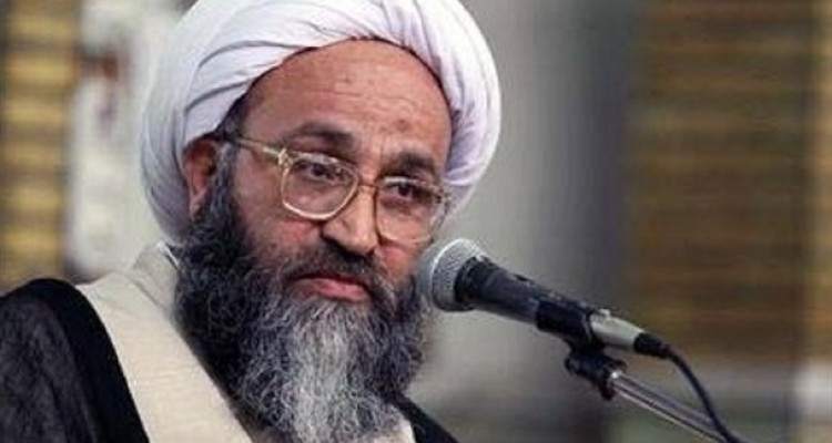 مسئولین مواظب باشند زمینه ساز وابستگی کشور به غرب نباشند/اقتصاد مقاومتی تنها راه برون رفت از تنگناهای اقتصادی است