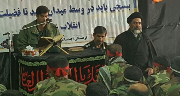 بسیجیان اسلام آبادغرب با امام جمعه شهرستان دیدار کردند+عکس