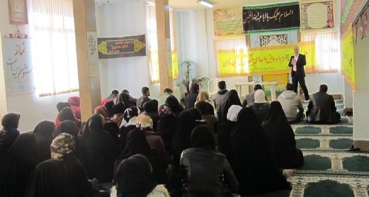 برگزاری همایش پیشگیری از اعتیاد و آسیب های اجتماعی در اسلام آبادغرب/برگزاری جشنواره  قرآنی و آزمون نهج ابلاغه 