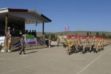 صبحگاه مشترک نیروهای مسلح در اسلام آبادغرب برگزار شد 