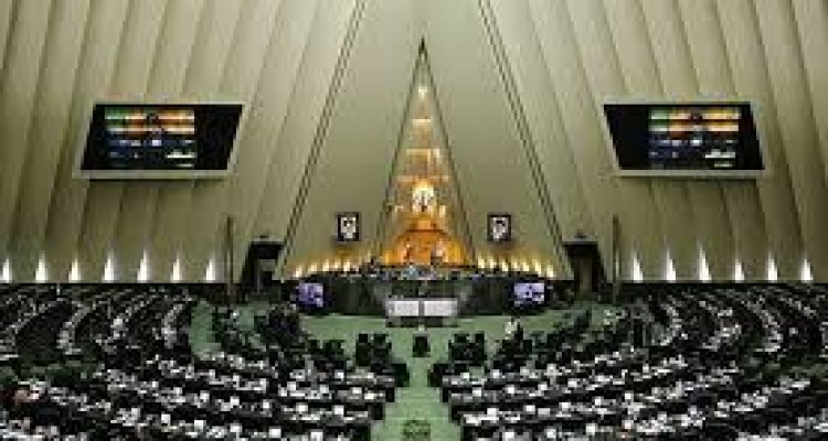 پاسخی به برخی ادعا ها درباره مصوبه مجلس/ چرا اقدام انقلابی نمایندگان مجلس نهم به مذاق عده ای خوش نیامده و آنان را بر آشفته کرده است ؟! 