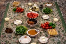 توصیه هایی پزشکی برای روزه داران/ از تقسیم بندی وعده های غذایی پس از افطار تا توجه به نوع خوراک مصرفی