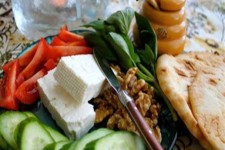 چه غذاهایی برای افطار و سحر مناسب نیست؟!