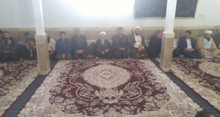 دیدار نماینده مجلس خبرگان با مردم خسارت دیده هرسم