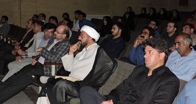 اکران مستند ساز و دار و مراسم سفره افطار با حضور مسئولین و هنرمندان شهرستان