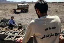 جنگ با محرومیت با سلاح جوانی و روحیه بسیجی/ دانشجویانی که در لباس جهاد خدمت می کنند + تصاویر