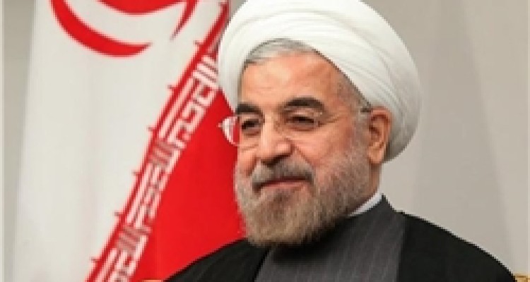 حساسیت افکارعمومی و رسانه‌ها به پرداخت‌های نامتعارف قابل ستایش است/ در برخورد با فساد با کسی عقد اخوت نبسته‌ام/ دستگاه‌ها موظف به انتشار حداقل و حداکثر حقوق مدیران می‌شوند