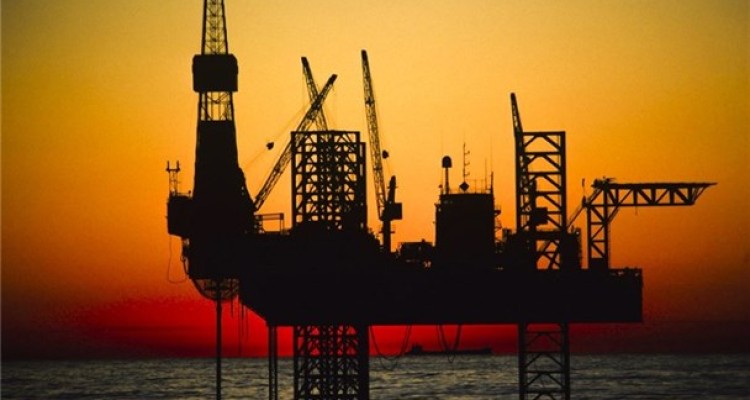 مذاکره مرد دکل های نفتی برای چند شرکت رقیب به طور همزمان/ عضویت "میرمعزی" در هیئت مدیره بیش از 10 شرکت مهم نفتی + اسناد