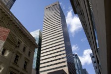 دادگاه نیویورک پرداخت غرامت از محل فروش برج متعلق به بنیاد علوی را رد کرد