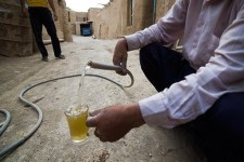 آب این روستا، رنگارنگ و اسیدی است/اوضاع روز به روز وخیم تر می شود+تصاویر