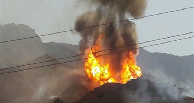 انفجار مهیب و زبانه های آتش در خط لوله گاز گناوه/یک کشته و 3 مصدوم تاکنون+عکس