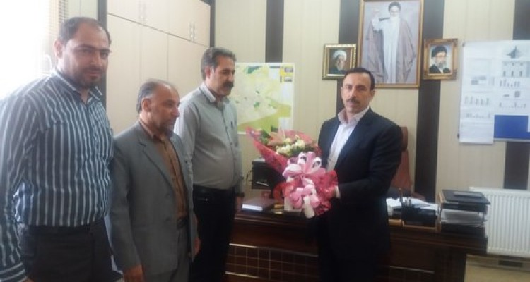 دیدار مدیر و کارکنان اداره ارشاد با مدیر شبکه بهداشت و درمان شهرستان اسلام آبادغرب