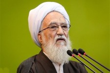 دولت چشم امید به آمریکا نداشته باشد/ خدا لعنت کند آل‌سعود را که ایرانیان را از حج محروم کرد/فضای استادیوم در بازی ایران و کره ۱۰۰ درصد عاشورایی باشد