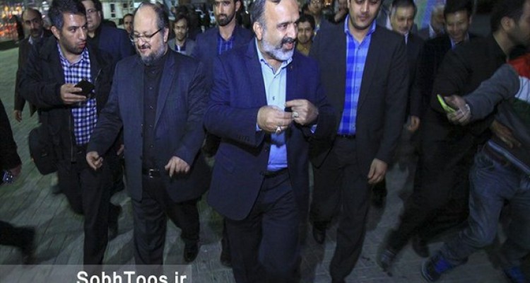 ضرب و شتم و توهین به خبرنگاران به جُرم پیگیری مطالبات مردم/ محافظ معاون رئیس‎جمهور: پدیده همیشه برای ما دردسر بوده‎است