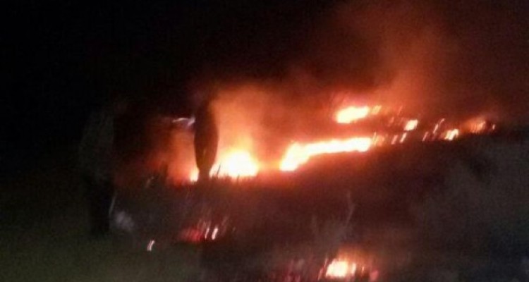 جنگل و مراتع منطقه "پیکوله" طعمه حریق شد + تصاویر