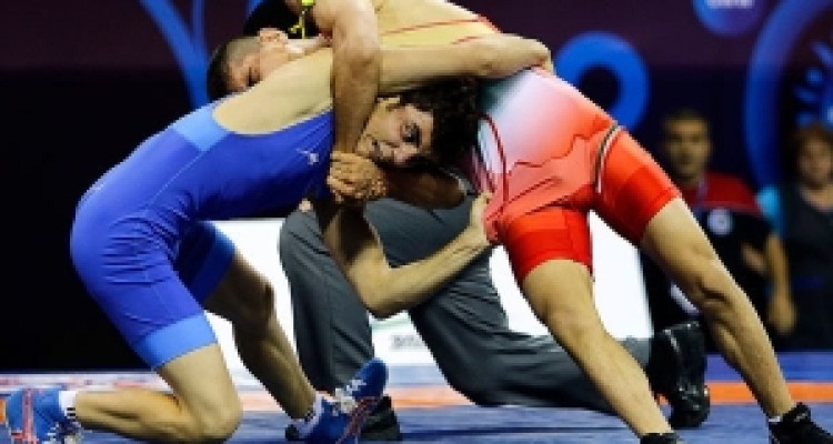 کرمانشاه قهرمان رقابت های کشتی فرنگی کشور شد