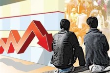 حقوق نجومی، بیکاری و رکود مشکل مردم است نه لغو یک سخنرانی