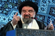 کوچک‌نمایی حقوق‌های نجومی اعتماد جامعه را فرو می‌ریزد/ روسای سه قوه دعواهای خود را خصوصی فیصله دهند/ برهم زدن سخنرانی همه جناح‌ها مایه شرمساری است