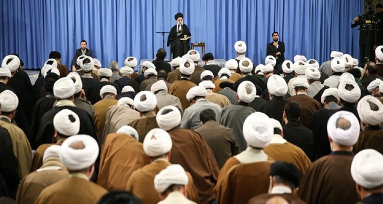 حادثه بی‌نظیر ۹دی و قدرت فکری مردم، از نمونه‌های قدرت نظام/دشمن با حیله‌گری به‌دنبال سلب مؤلفه‌های قدرت جمهوری اسلامی است