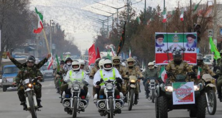 رژه موتور سواران نیرو های مسلح شهرستان اسلام آبادغرب
