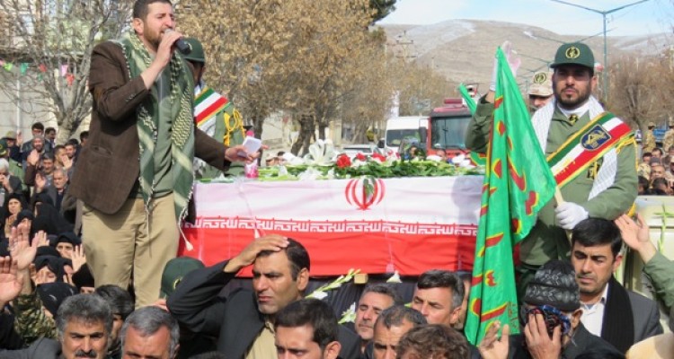 استقبال باشکوه مردم از پیکر اولین شهید مدافع حرم شهرستان اسلام آبادغرب +تصاویر