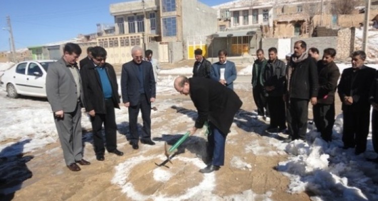 کلنگ احداث 4 مدرسه روستایی در شهرستان اسلام آباد غرب