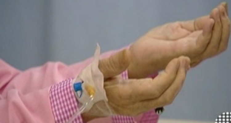 روایتی متفاوت از خیرخواهانی که برای کمک به سرطانی ها از نقاط مرزی کشور به پایتخت آمده اند + فیلم