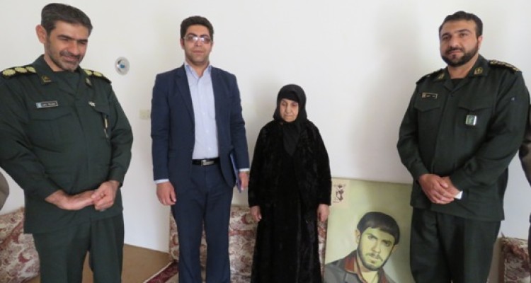 دیدار با خانواده معظم شهدا در اسلام آبادغرب