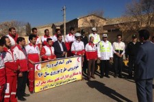 مانور آمادگی و رژه خودروی طرح نوروزی  در اسلام آبادغرب برگزار شد