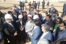راه آهن غرب کشور بهار ۹۶ هم به کرمانشاه نمی‌رسد/ بازدید آخوندی از پروژه یک دهه آینده