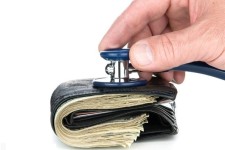 وزارت بهداشت: امیدواریم مرکز آمار نتایج را اعلام کند/ کمیسون بهداشت مجلس: از این موضوع خبری نداریم