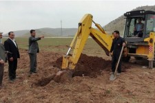 تجهیز 3هکتار از زمین های هنرستان کشاورزی اسلام آبادغرب به آبیاری تحت فشار 