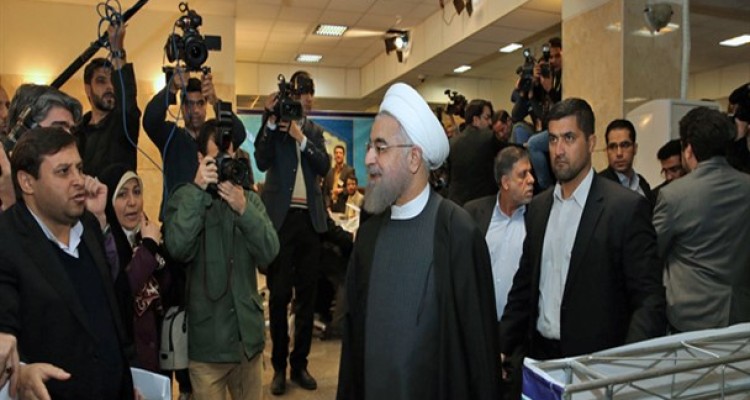 تبلیغ آشکار روحانی با پول بیت‌المال!+ سند