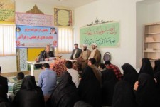 تجلیل از نفرات برتر فعالیت های فرهنگی و قرآنی در اسلام آبادغرب+عکس