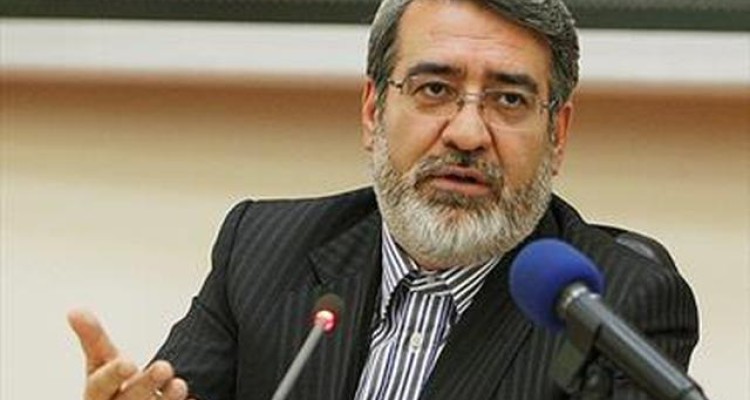 ممنوع‌التصویری رئیس‌جمهوری سابق کذب است/واکنش وزیر کشور به انتقاد پخش مناظره‌های انتخاباتی ضبط شده 