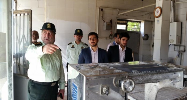 بازدید از نانوایی ها و اماکن عرضه کننده مواد غذایی اسلام آبادغرب/ پلمب 2 مکان توزیع مواد مخدر در شهرستان +تصاویر