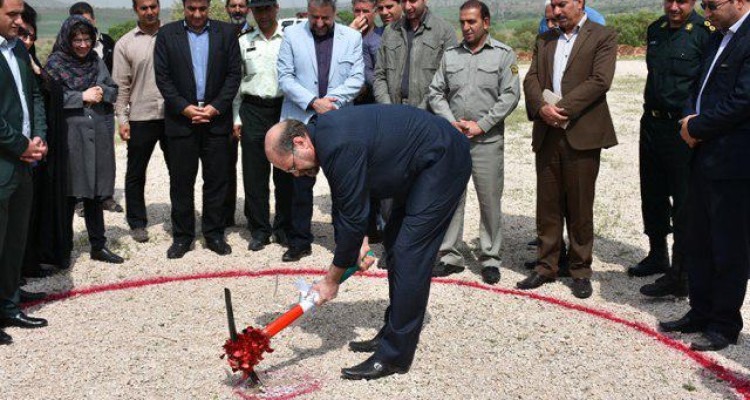 کلنگ زنی کارخانه بازیافت زباله و کود آلی اسلام آباد غرب 