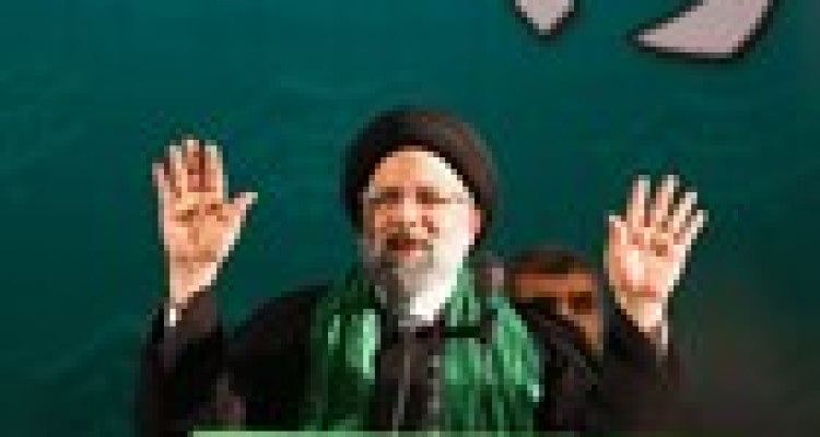 حجت اسلام رئیسی در همایش بزرگ مصلی تهران: مردم روز جمعه بین جریان ناکارآمدی و کارآمدی دست به انتخاب می‌زنند+فیلم