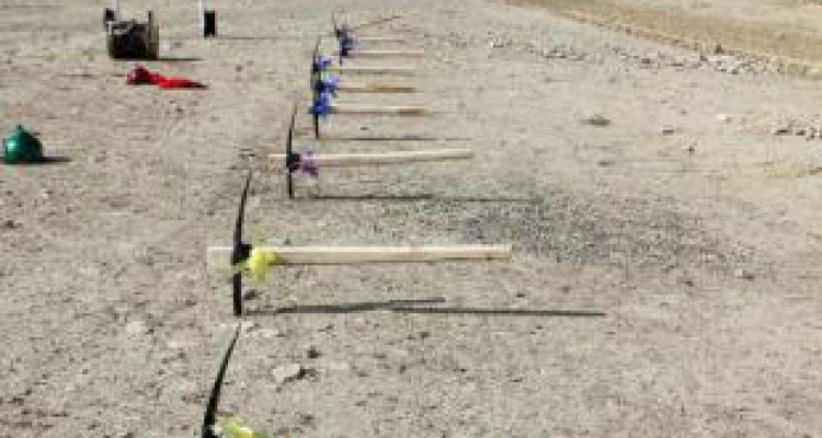 سرنوشت نامعلوم کلنگ های بی اعتبار /فلاحت پیشه:همه اش "نمایش" بود