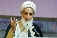 مسئولان از تصمیماتی که شائبه ای برای اسلام دارد پرهیز کنند