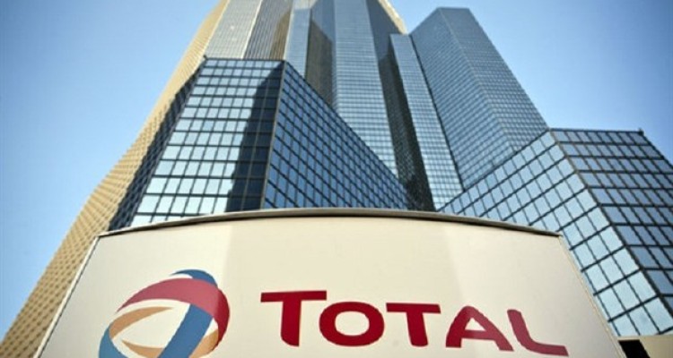 سابقه پر حاشیه حضور توتال در ایران / خیانت هایی که «شریک بدحساب گازی ایران» به کشورمان کرد/ سرنوشت نامعلوم پرونده رشوه توتال به مسئولان نفتی کشور