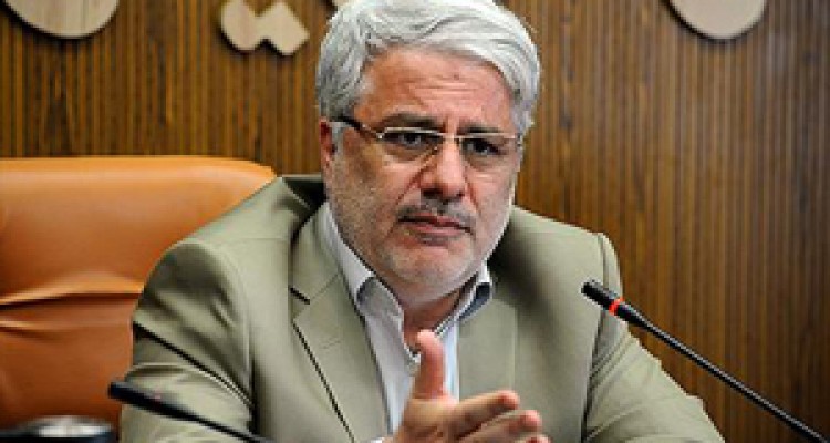 يكسان سازی حقوق بازنشستگان با قانون ششم توسعه/ كارگران برابر قانون بيمه می‌شوند 