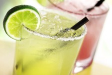 چگونه در گرمای تابستان بدون کولر خنک شویم؟ 