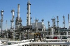 پالایشگاه هویت کرمانشاه است / از حق مردم کوتاه نمی‌آییم